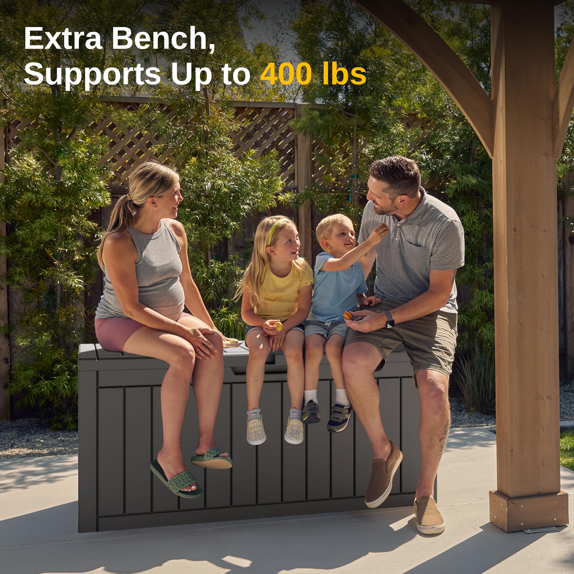 EAST OAK 31-Gallon Outdoor Deck Box, Grey