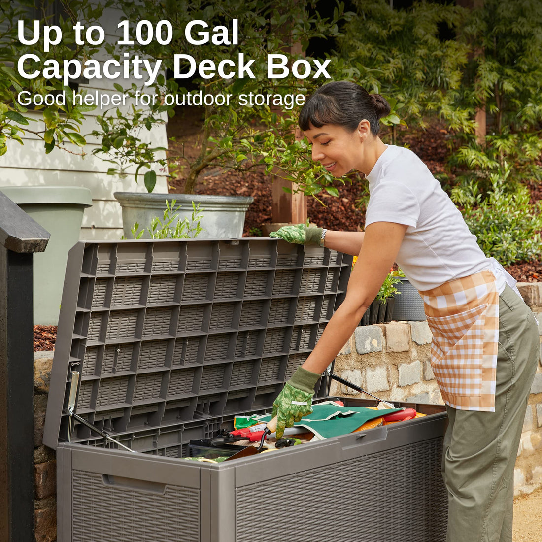 EAST OAK 31-Gallon Outdoor Deck Box, Grey