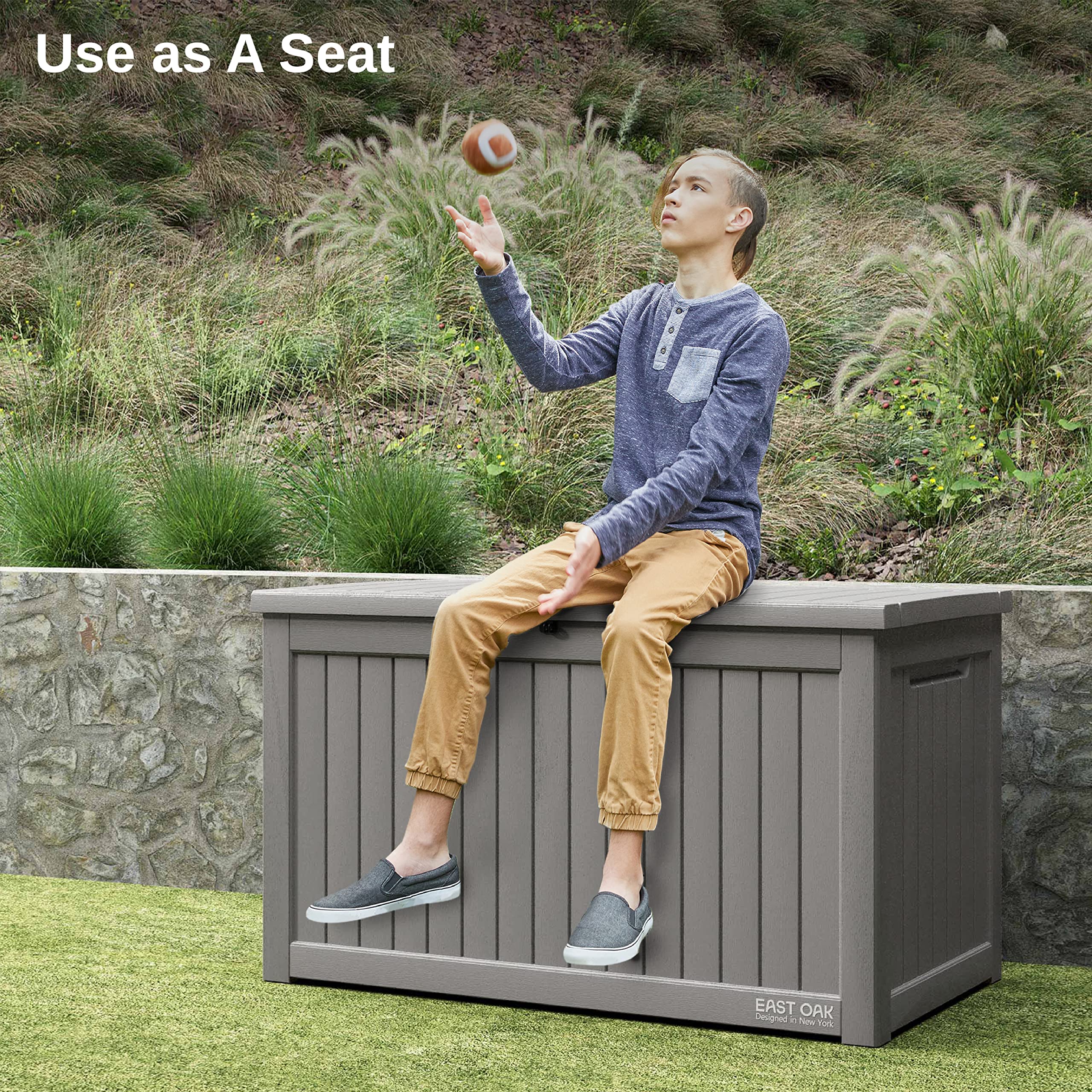 EAST OAK 31-Gallon Outdoor Deck Box, Grey